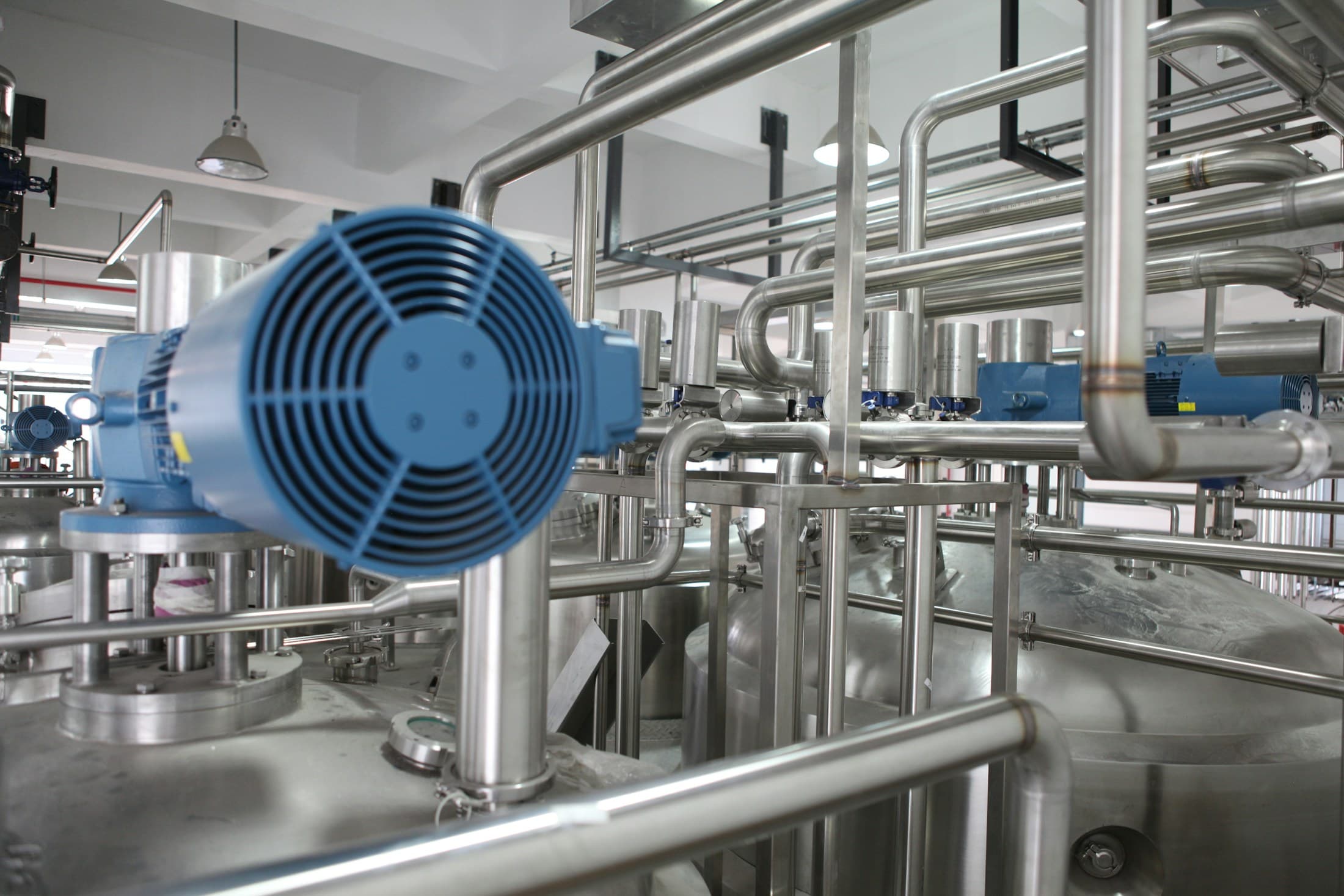 Illustrative industrial plant cooling & process loop setting